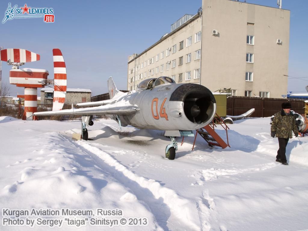 Kurgan_aviation_museum_0011.jpg