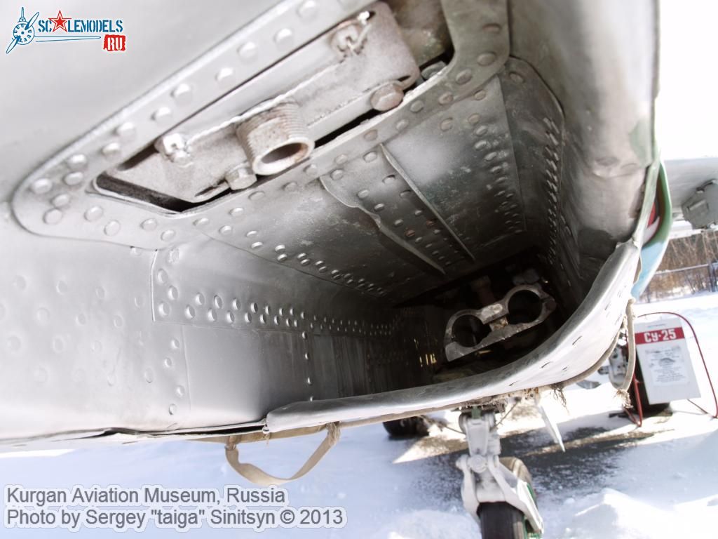 Kurgan_aviation_museum_0026.jpg