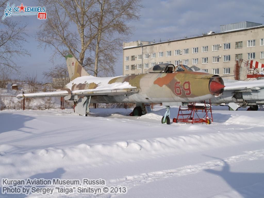 Kurgan_aviation_museum_0043.jpg