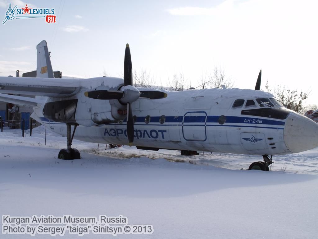 Kurgan_aviation_museum_0066.jpg