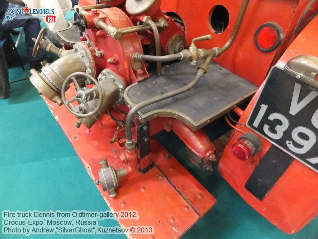 Fire_truck_Dennis_0011.jpg