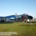 f4c10.jpg