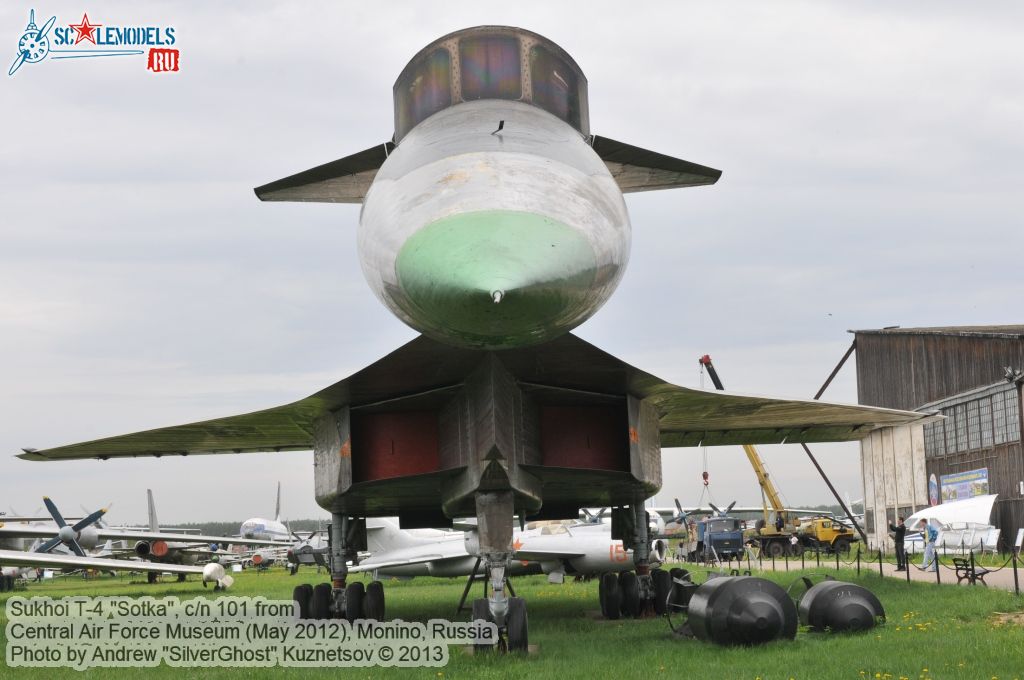 Sukhoi_T-4_0000.jpg