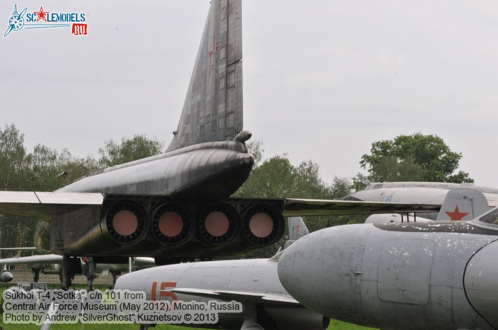 Sukhoi_T-4_0019.jpg