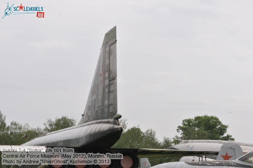 Sukhoi_T-4_0020.jpg