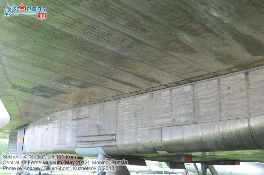 Sukhoi_T-4_0057.jpg