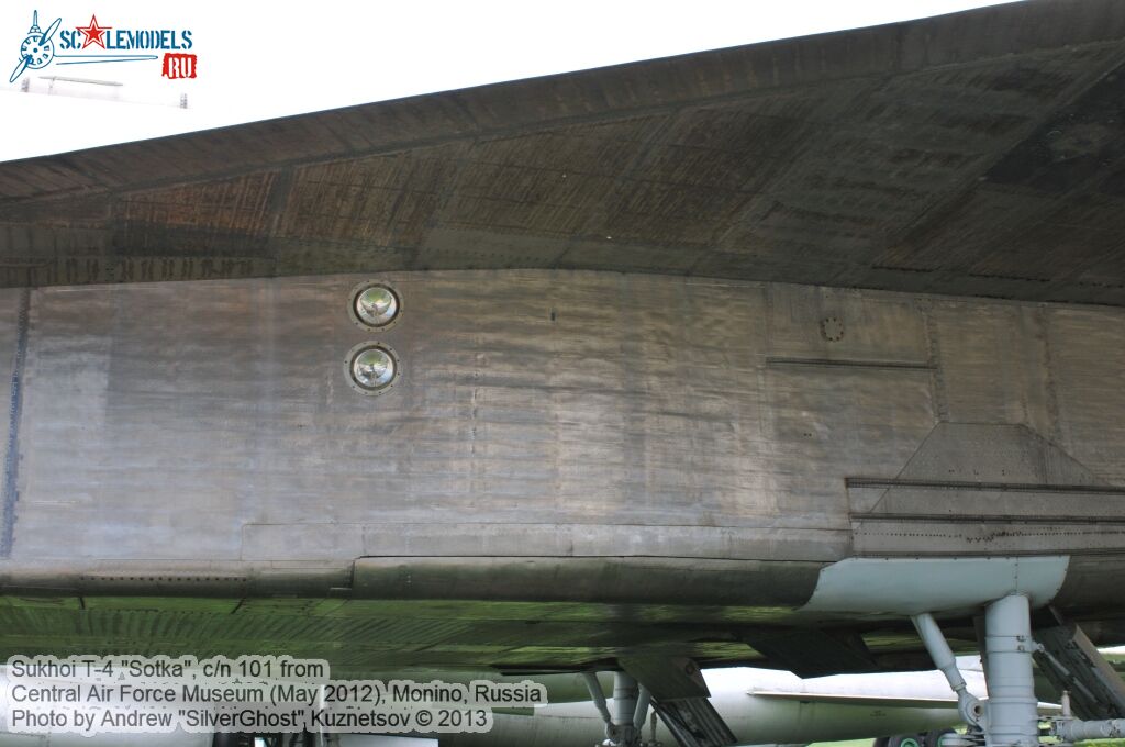 Sukhoi_T-4_0089.jpg