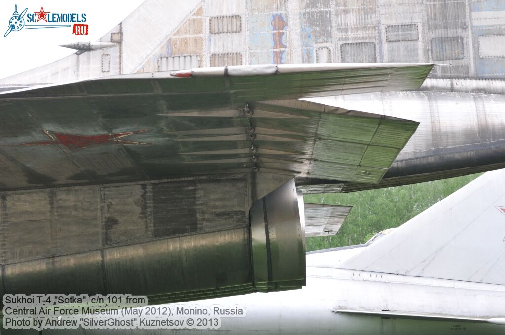 Sukhoi_T-4_0128.jpg