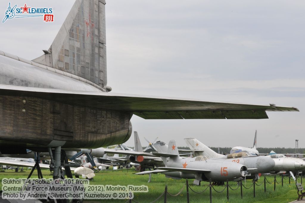 Sukhoi_T-4_0136.jpg