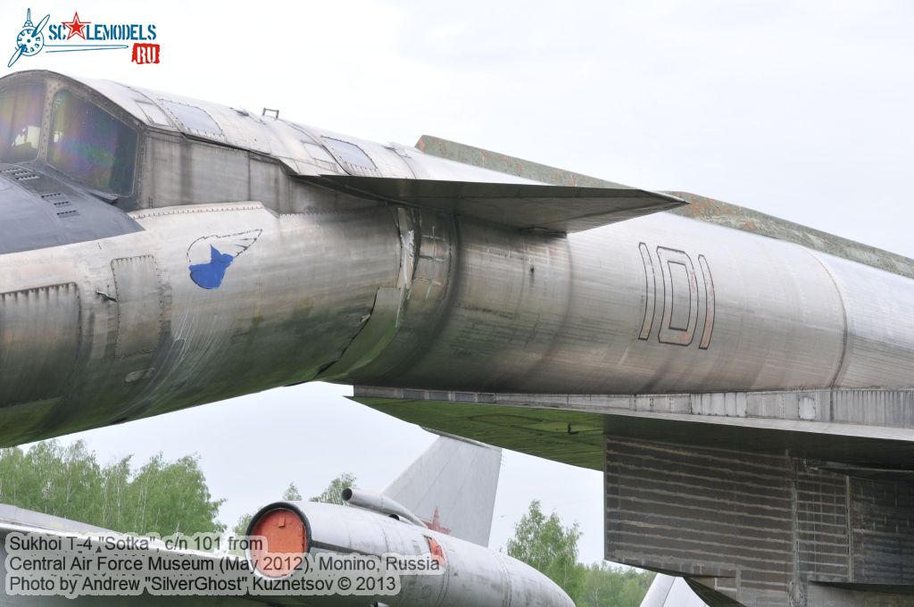 Sukhoi_T-4_0139.jpg