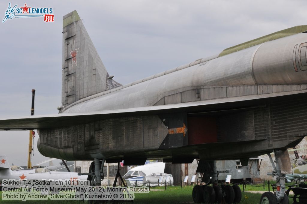 Sukhoi_T-4_0148.jpg