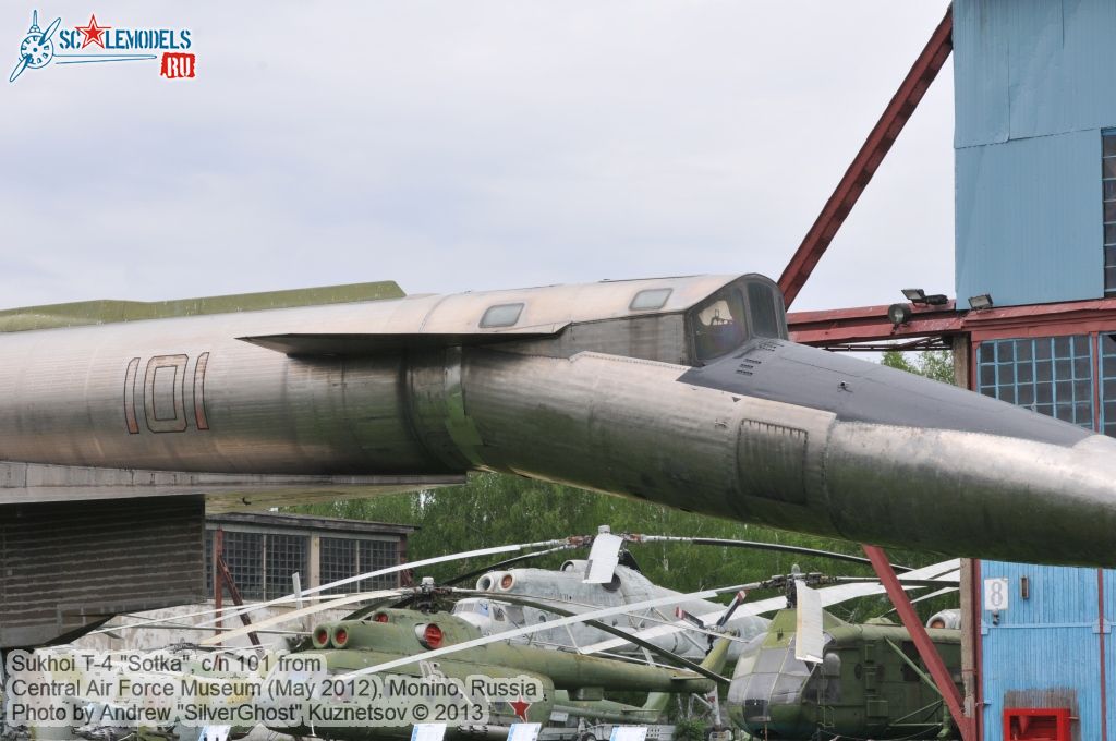 Sukhoi_T-4_0155.jpg