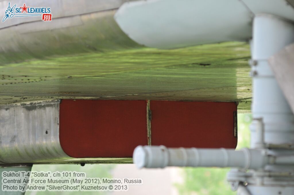 Sukhoi_T-4_0361.jpg