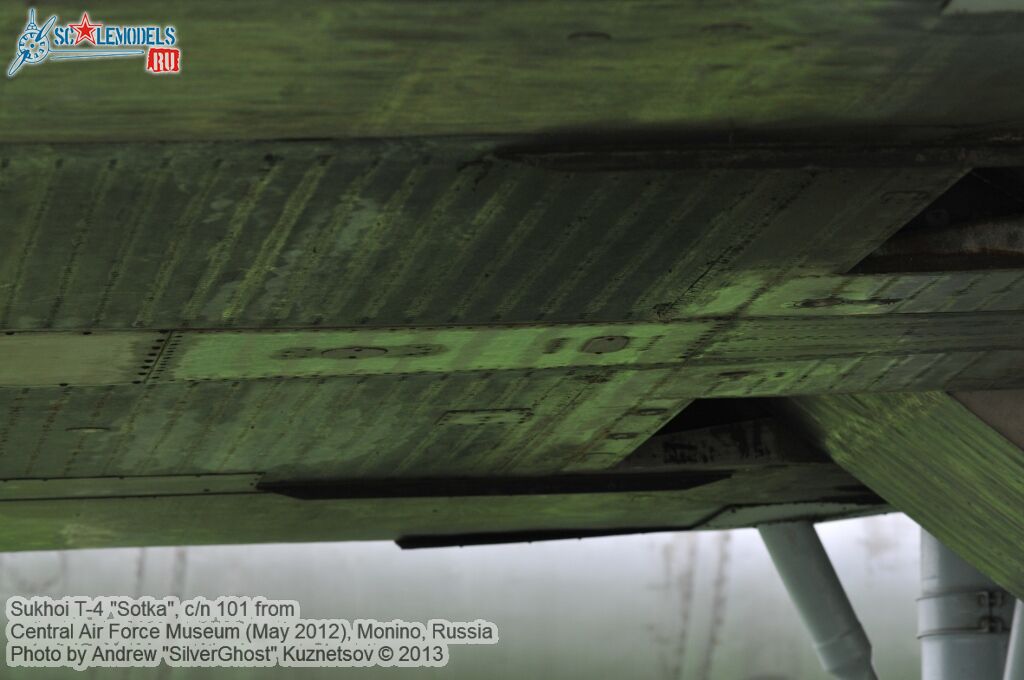 Sukhoi_T-4_0431.jpg