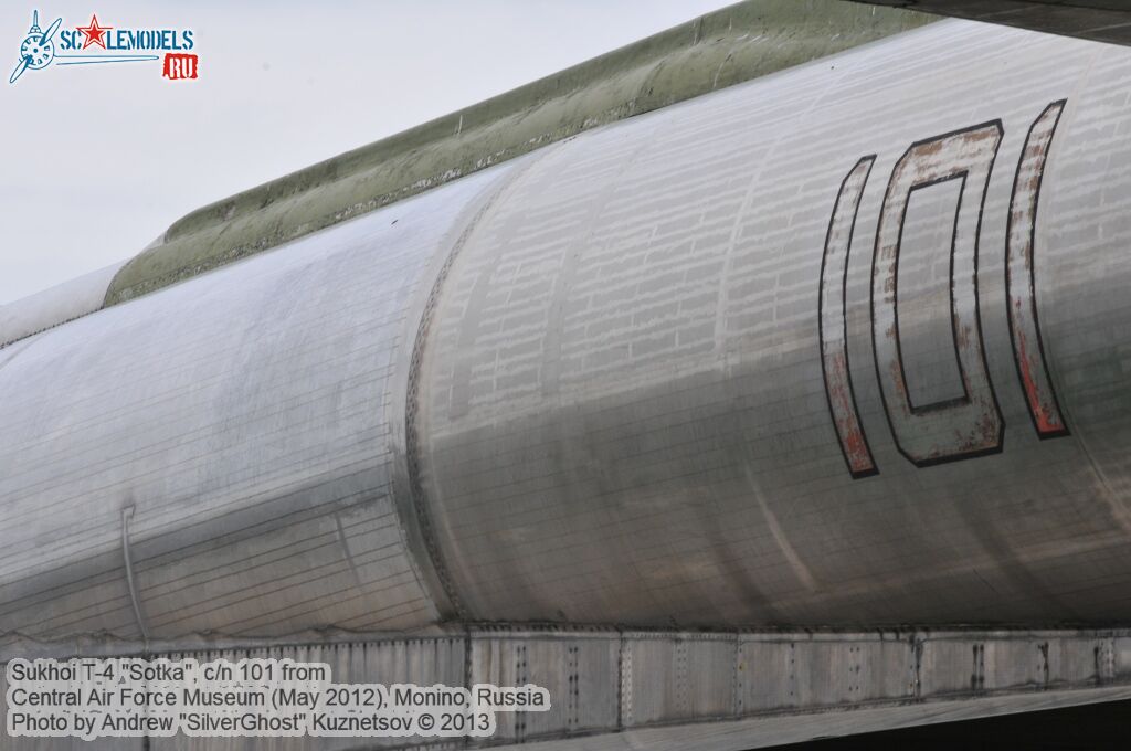 Sukhoi_T-4_0527.jpg