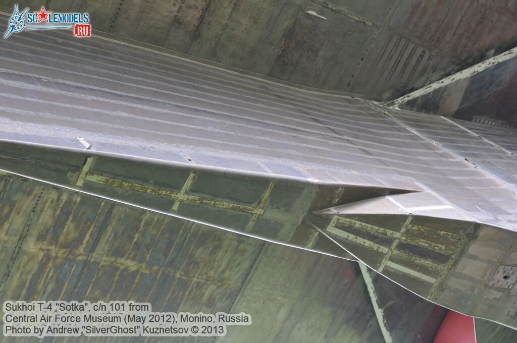 Sukhoi_T-4_0620.jpg