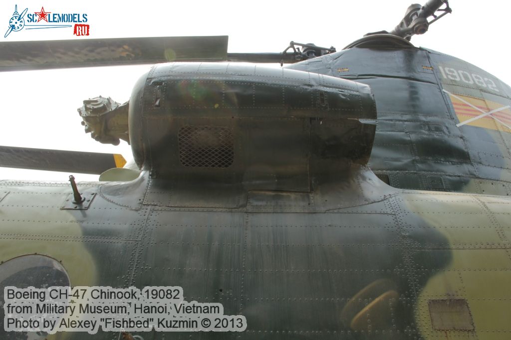 CH-47_Chinook_0010.jpg