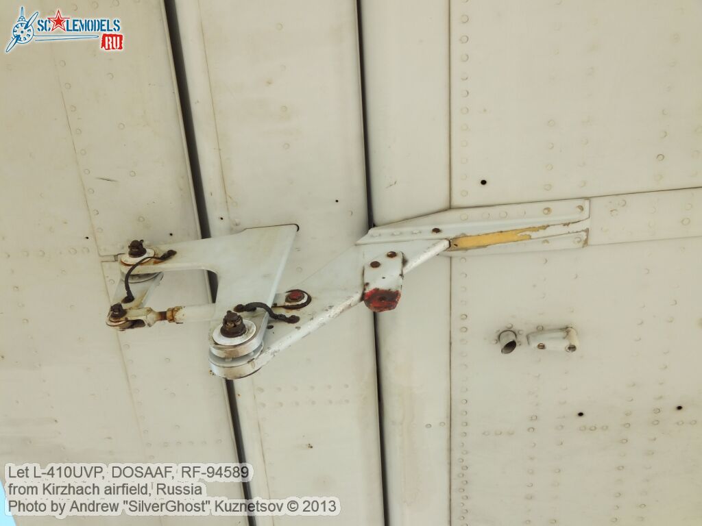 L-410UVP_RF-94589_0106.jpg