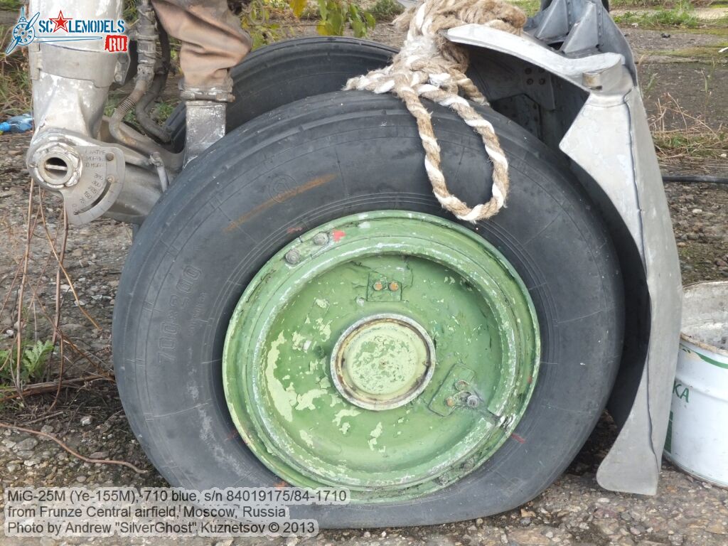 MiG-25M_0035.jpg