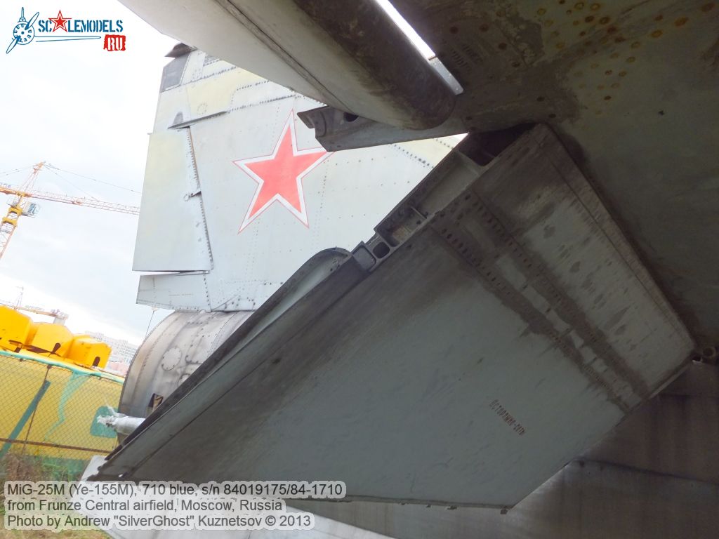 MiG-25M_0489.jpg