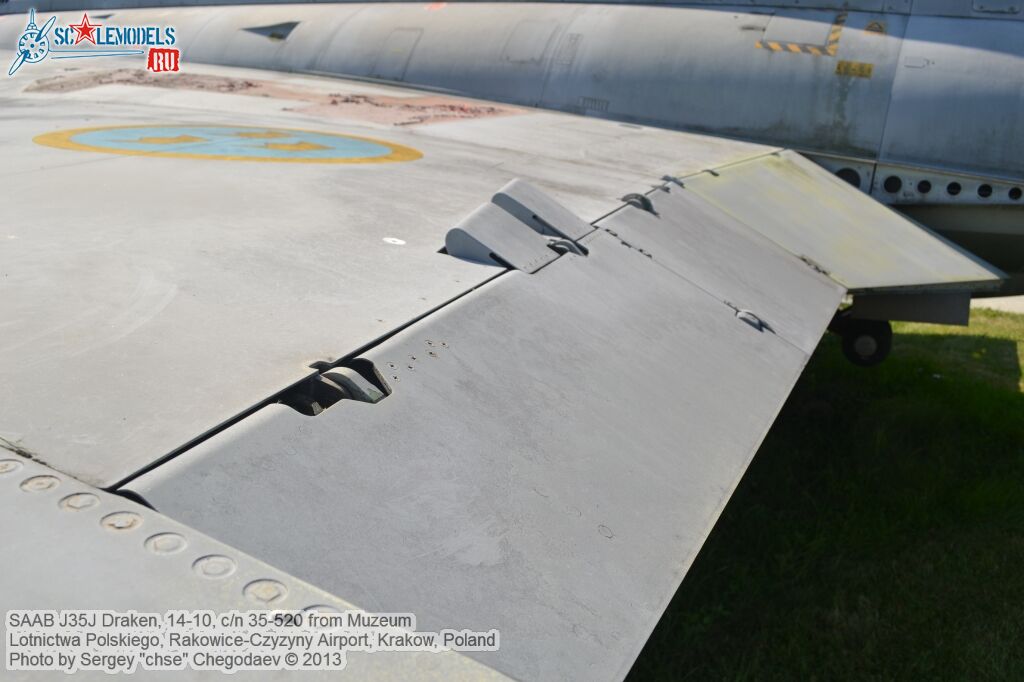 SAAB_J35J_Draken_0025.jpg