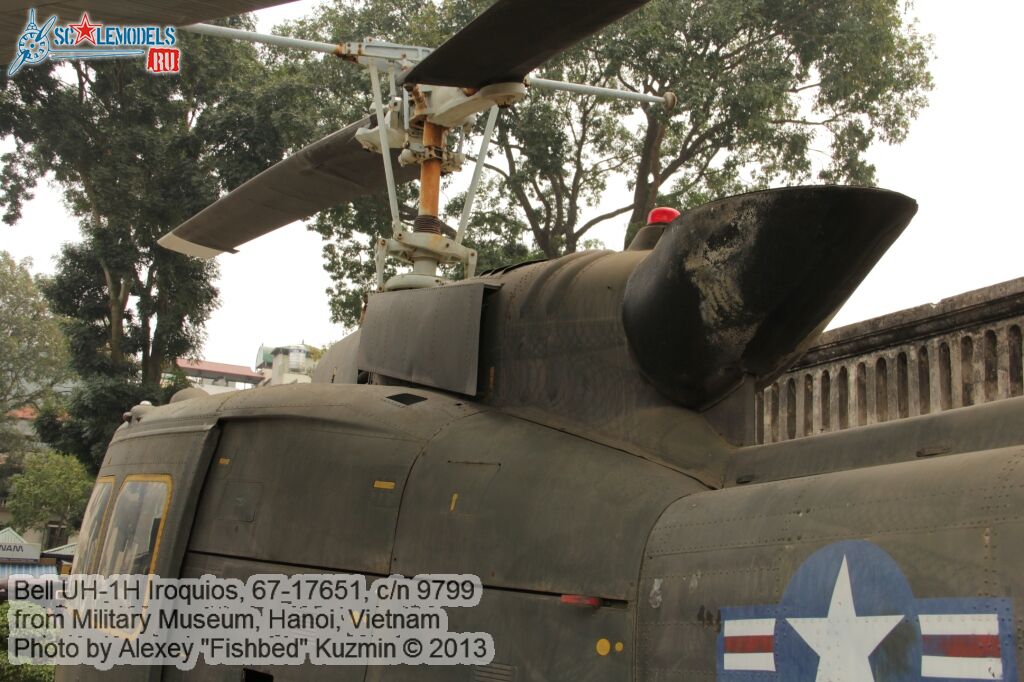 UH-1H_Iroquois_0046.jpg