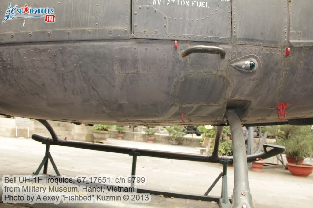UH-1H_Iroquois_0016.jpg