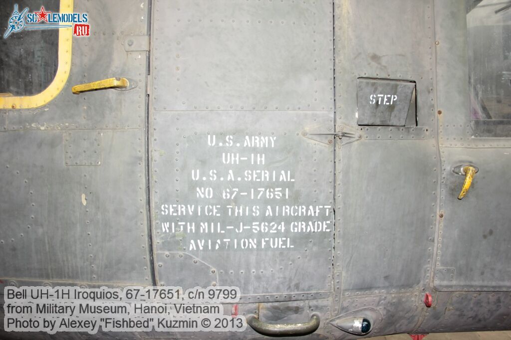 UH-1H_Iroquois_0015.jpg