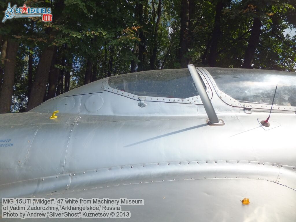 MiG-15UTI_0023.jpg
