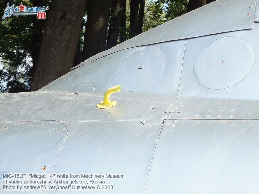 MiG-15UTI_0025.jpg