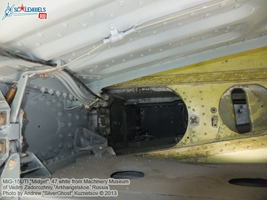 MiG-15UTI_0070.jpg