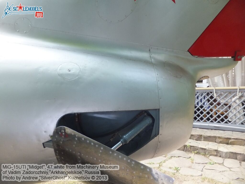 MiG-15UTI_0145.jpg