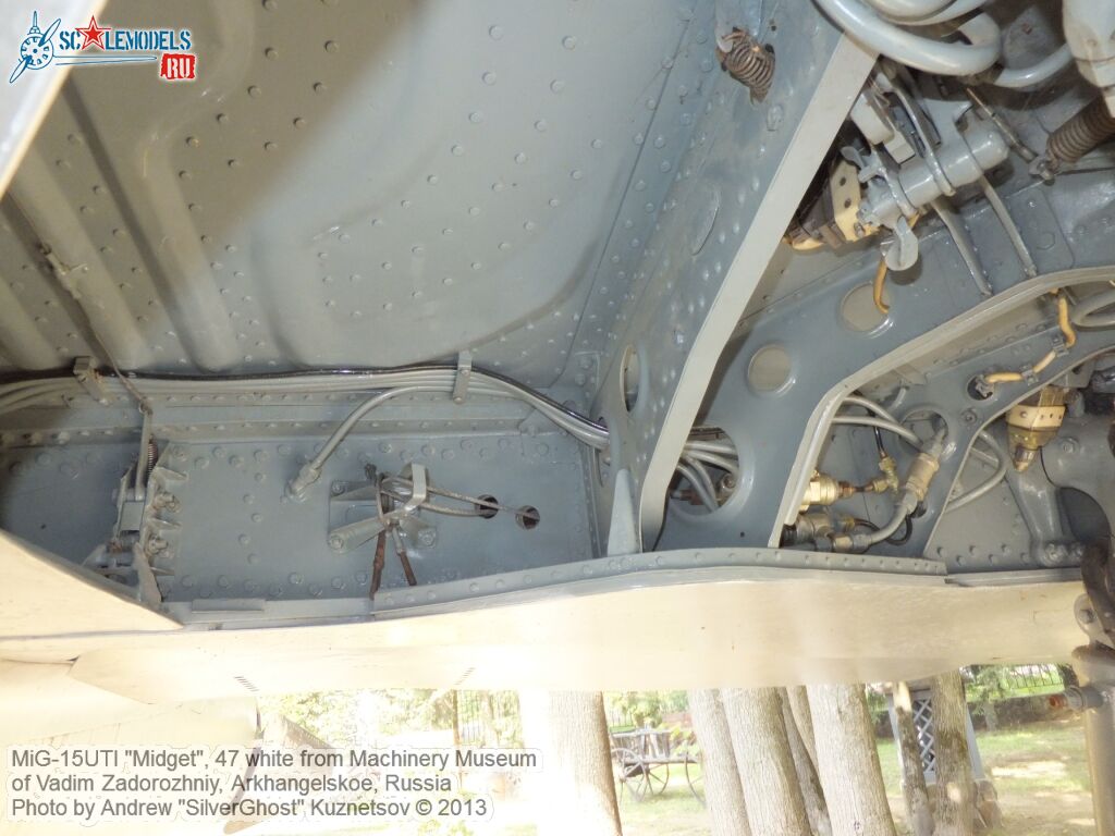 MiG-15UTI_0213.jpg