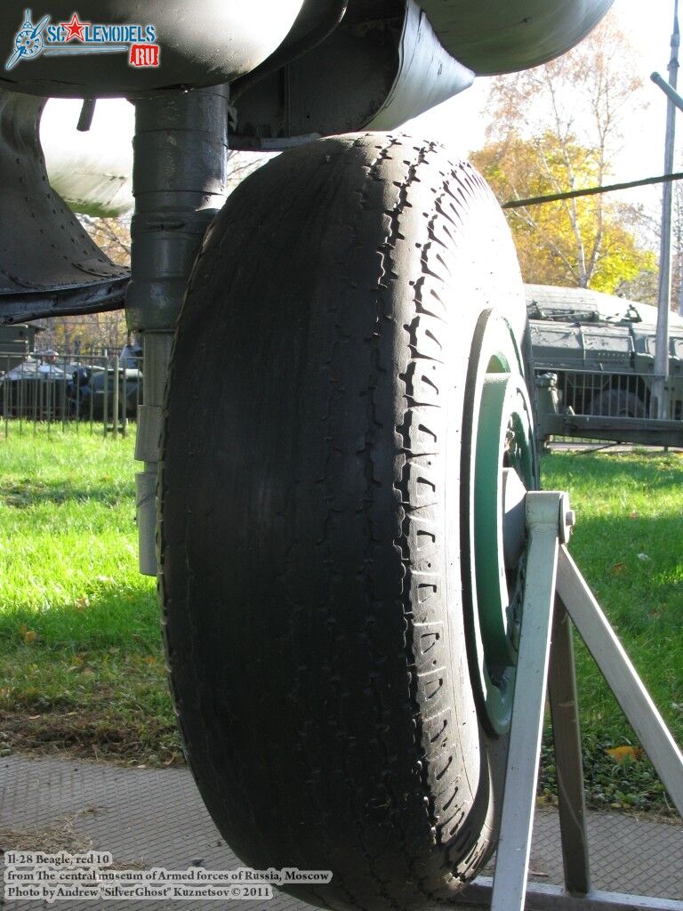 il-28_0245.jpg