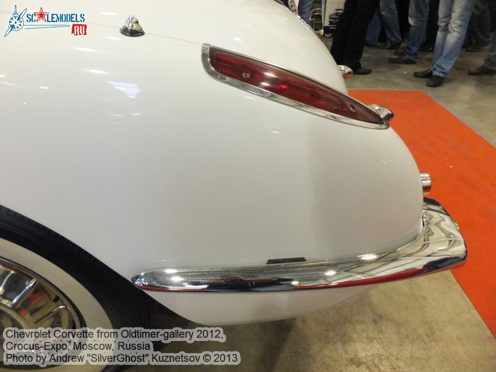 Chevrolet_Corvette_0068.jpg