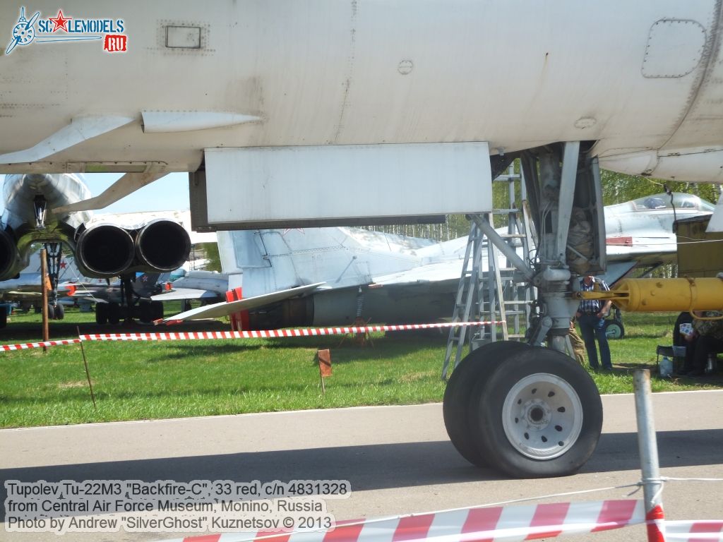 Tu-22M3_Backfire-C_0059.jpg