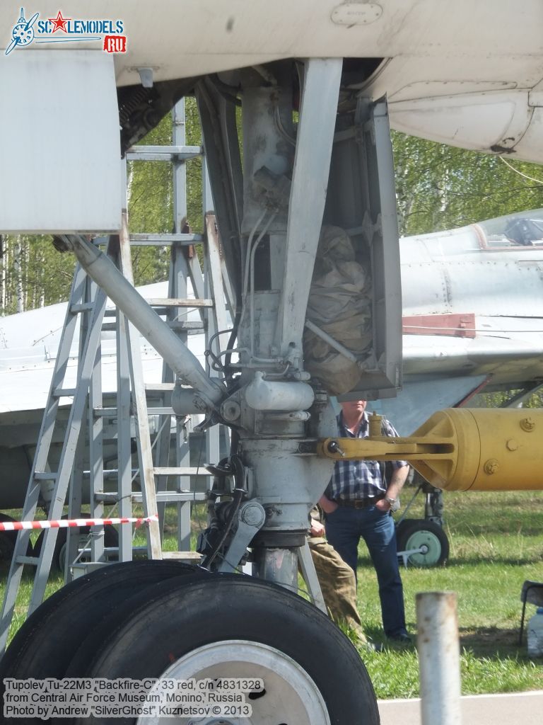 Tu-22M3_Backfire-C_0063.jpg