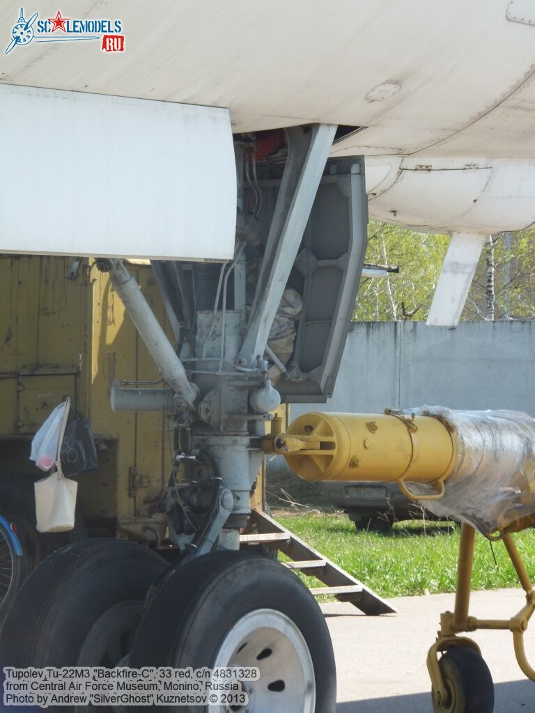 Tu-22M3_Backfire-C_0092.jpg