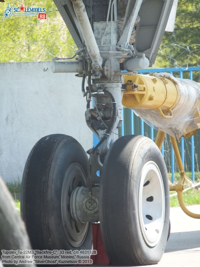 Tu-22M3_Backfire-C_0224.jpg