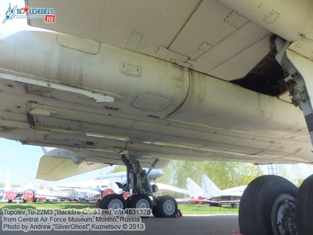 Tu-22M3_Backfire-C_0230.jpg