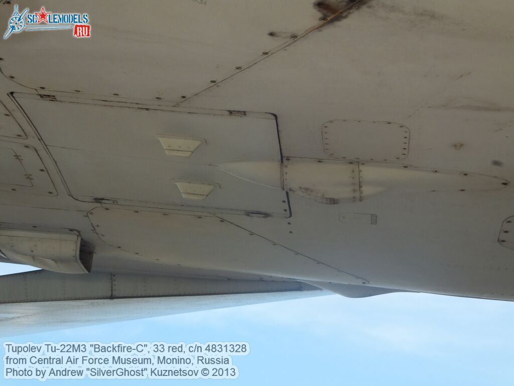 Tu-22M3_Backfire-C_0305.jpg