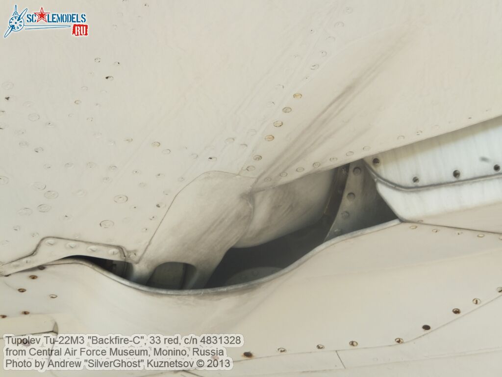 Tu-22M3_Backfire-C_0313.jpg
