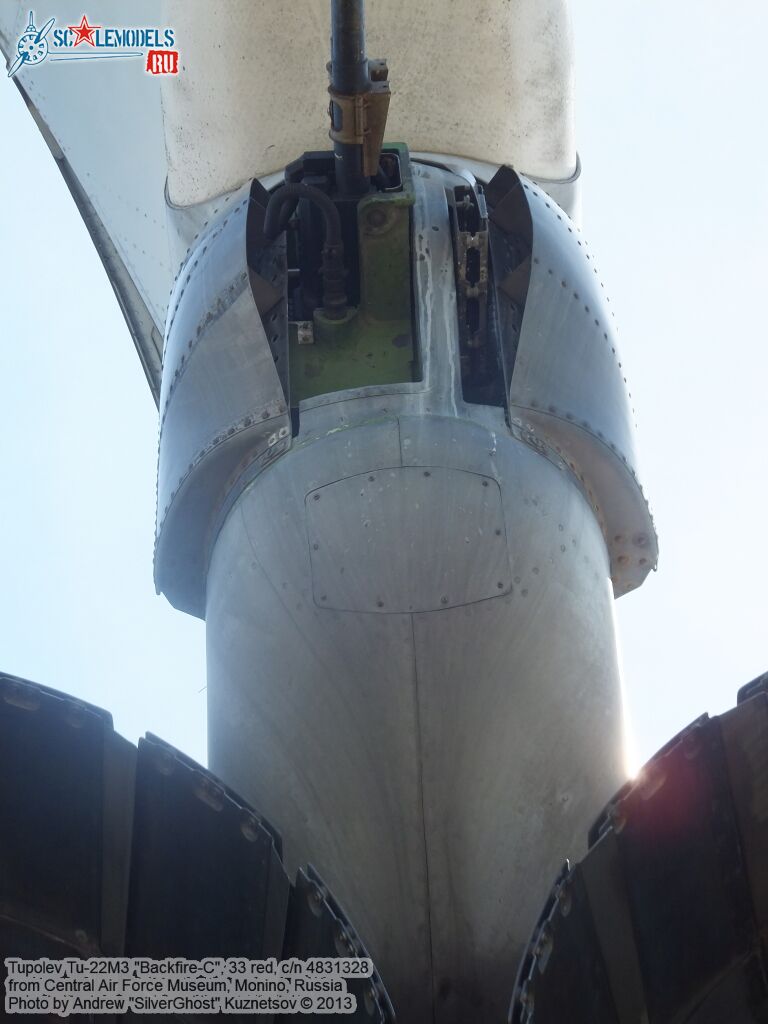 Tu-22M3_Backfire-C_0396.jpg