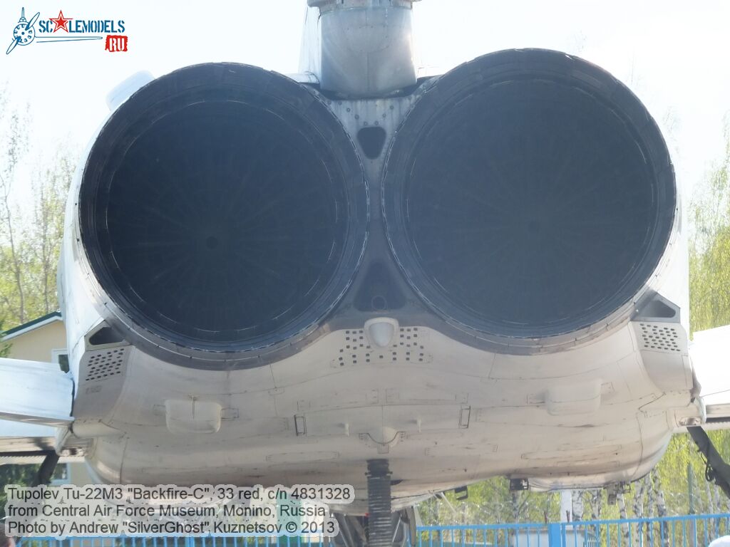 Tu-22M3_Backfire-C_0401.jpg