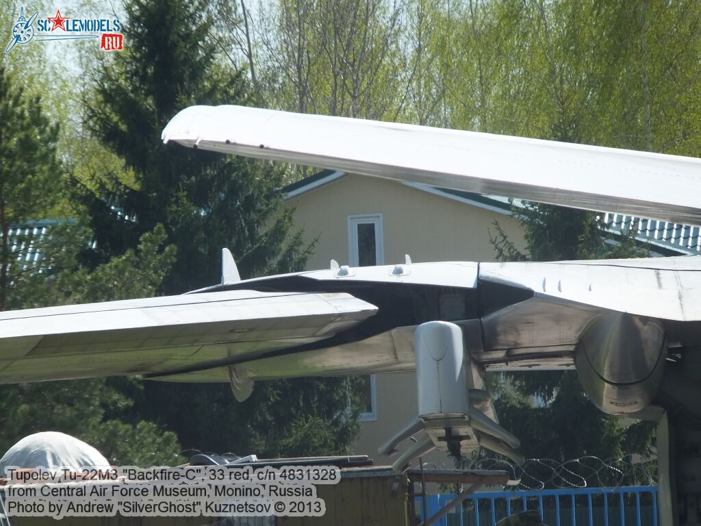Tu-22M3_Backfire-C_0406.jpg