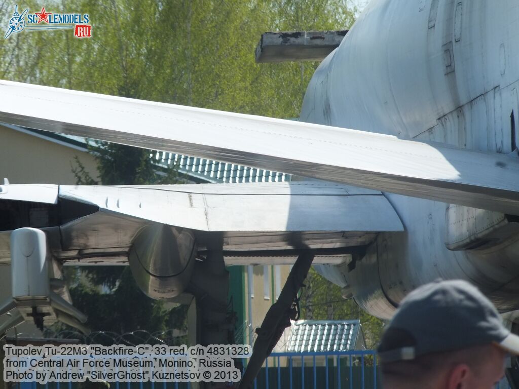 Tu-22M3_Backfire-C_0407.jpg
