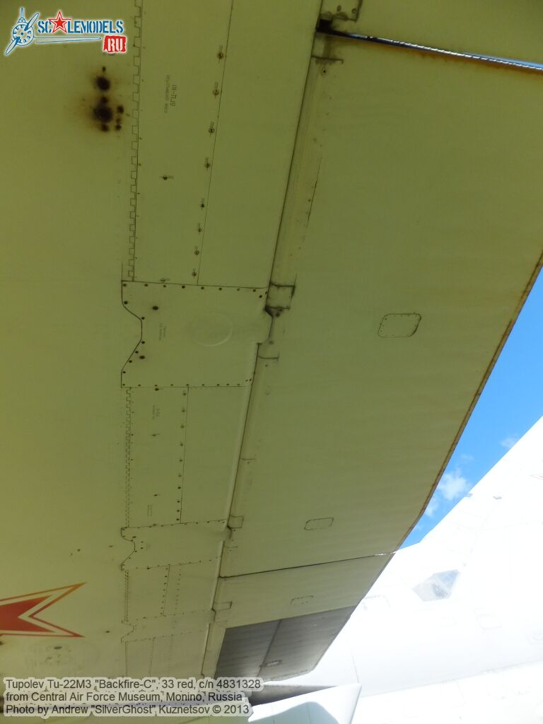 Tu-22M3_Backfire-C_0495.jpg
