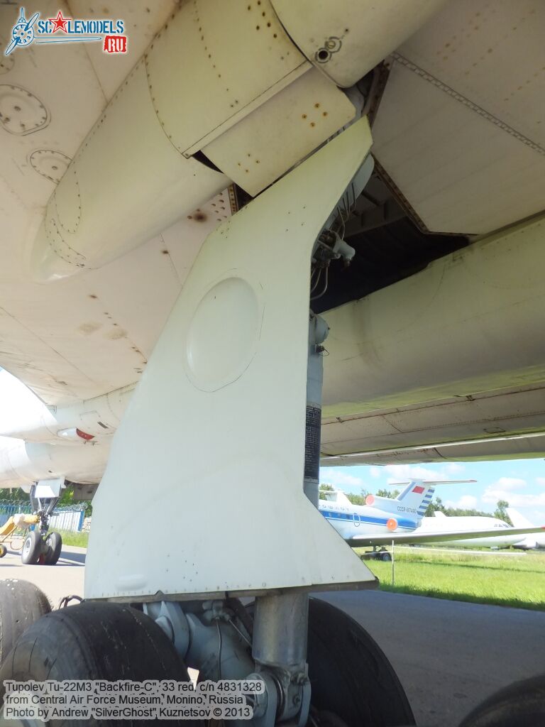 Tu-22M3_Backfire-C_0528.jpg
