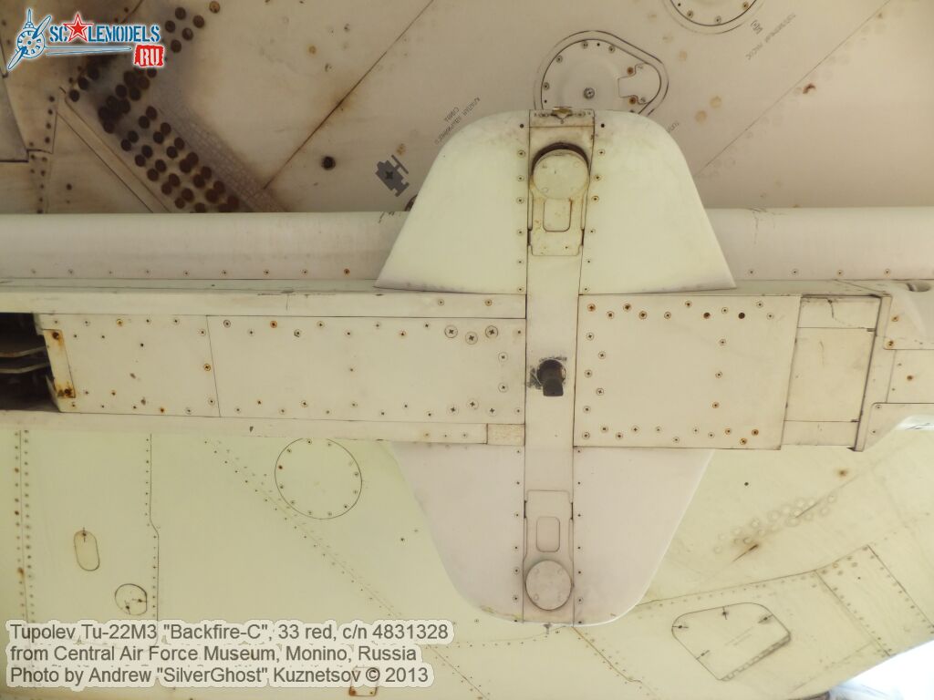 Tu-22M3_Backfire-C_0542.jpg