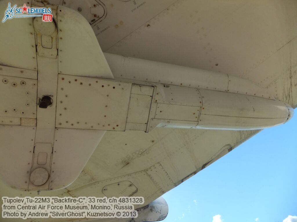 Tu-22M3_Backfire-C_0543.jpg
